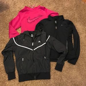 THREE NIKE SWEATSHIRTS
